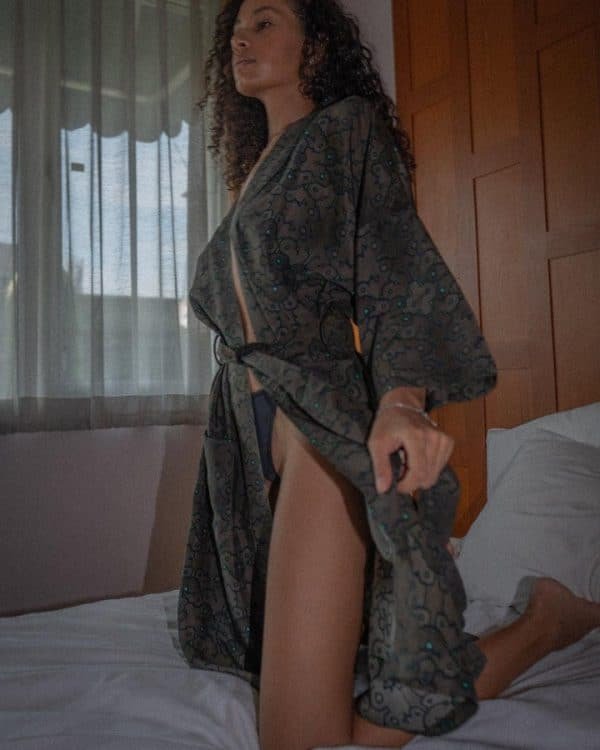 Classic Kimono / Chinese Silk - REBIRTH OF IKARO - Image 2