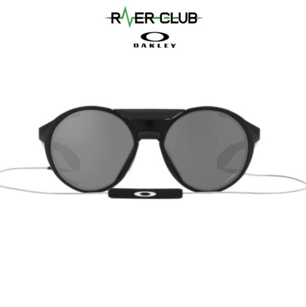 Oakley Clifden model.
